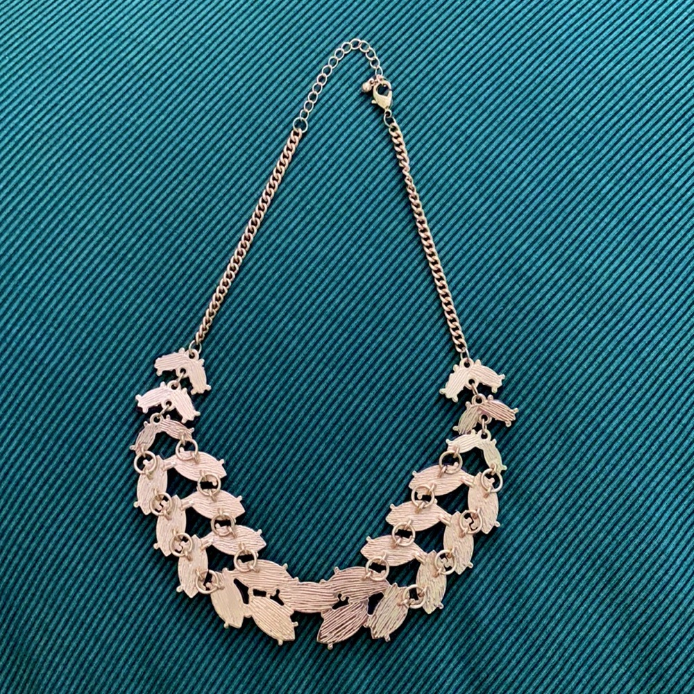 Statement necklace! - Picture 2 of 5